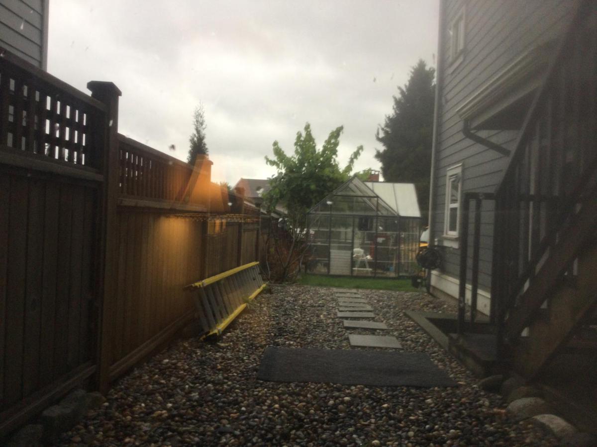 Lisa'S Home 本那比 外观 照片